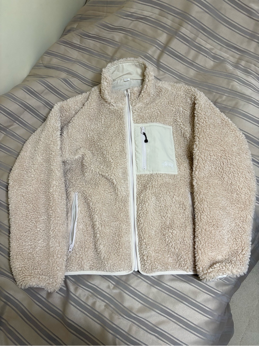 Stussy Reversible Sherpa Jacket Natural